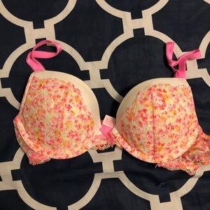 34B Victoria Secret Bra Fun colors